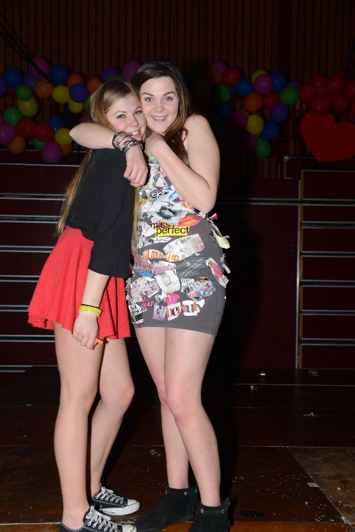 ../Images/Jubileum feest 5x11 345.jpg